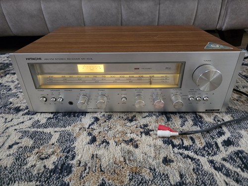 Hitachi stereo receiver - stereo,