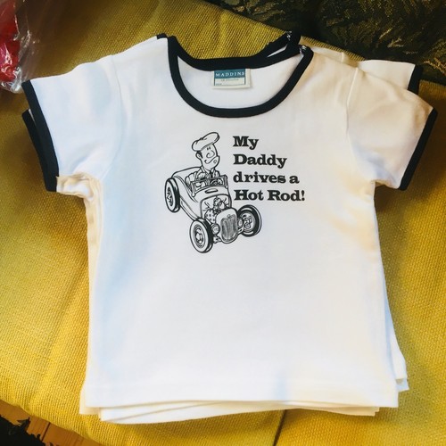 Kids daddy drives a hot - kids,