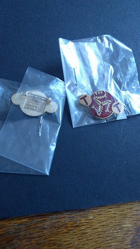 Isle man badge 1959 - isle,