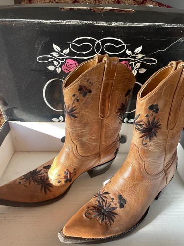 Vintage soles cowboy boots - soles,