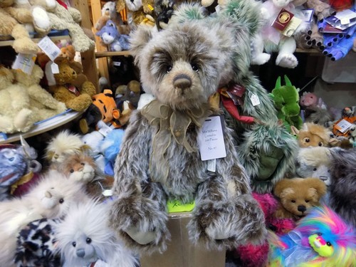 Charlie bears mrs williams ltd - charlie,
