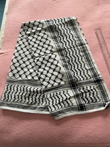 Classic grey keffiyeh scarf - grey,