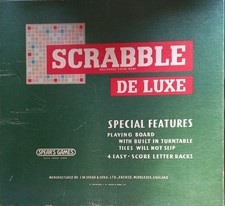 SCRABBLE DELUXE Turntable