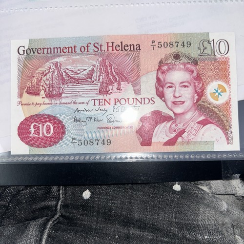 Stunning 2012 helena 10 - helena, £10