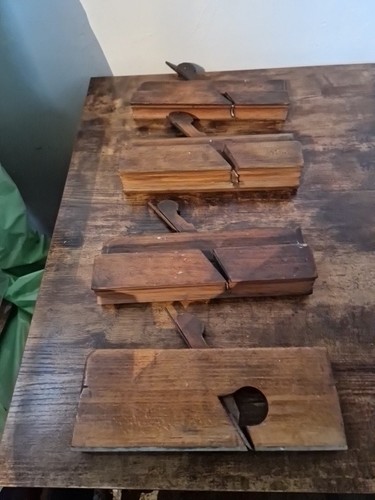 Wooden antique moulding - wooden,