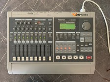 Roland VS-880 V-Expanded Digital Studio Workstation