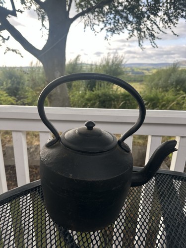 Antique solid cast iron gypsy - solid,