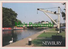 Berkshire Postcard - Newbury New Bridge, Canal Boats  RR20132