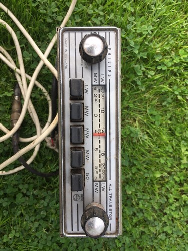 Vintage philips car - philips, radio