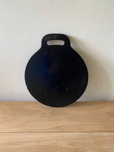 Traditional welsh bakestone - welsh,