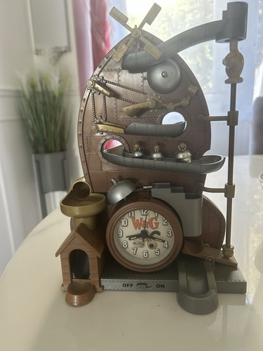 Wallace gromit cracking - &,