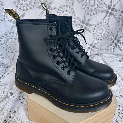 Martens black leather - dr.,