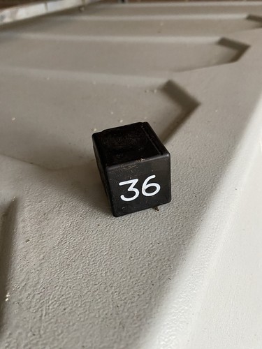 Relay number golf mk3 - 36,