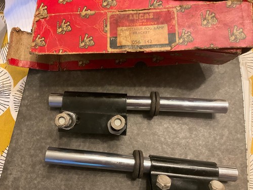 Pair unused 056142 - unused,