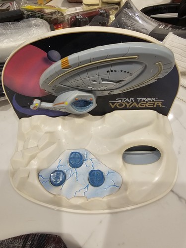 1996 star trek voyager - trek,