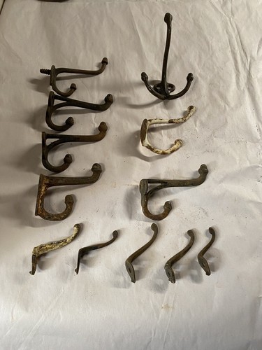 Vintage acorn style hooks - 12,