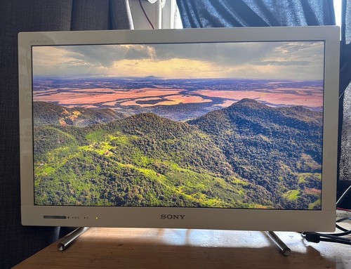 Sony bravia tv - 24”,