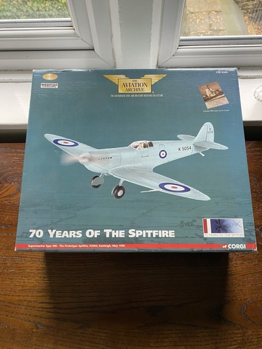 Corgi aa33908 supermarine - corgi,