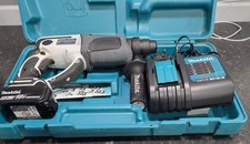 Makita DHR202  18V SDS Hammer