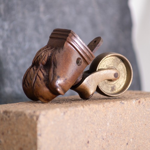 Set brass lions claw - of,