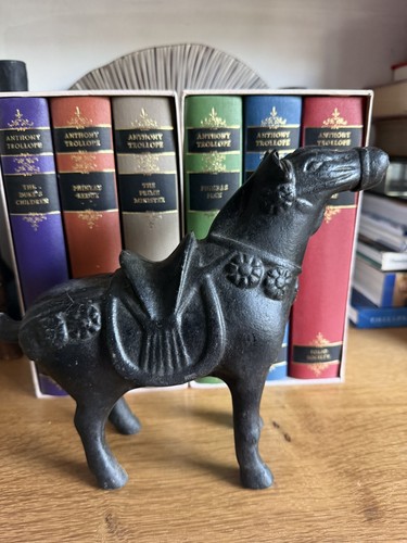 Vintage heavy cast iron - cast,
