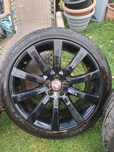 Jaguar gloss black alloys - 19,