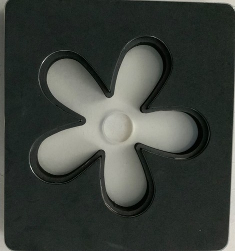 Sizzix bigz clear flower die - flower,