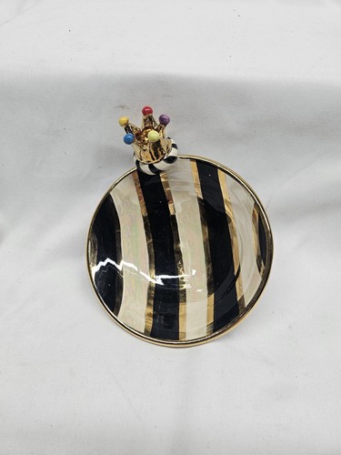 Mary rose young - pottery, crown