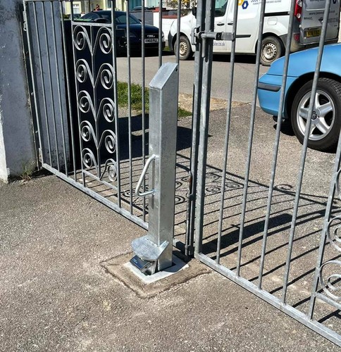 Anti ram raid security - anti,