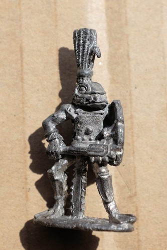 C32 slann palace guard - c32, officer