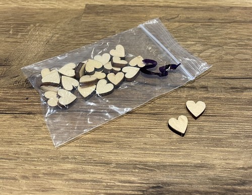 Small wooden hearts - 25,