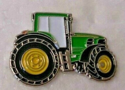 Tractor pin badge green - badge.,