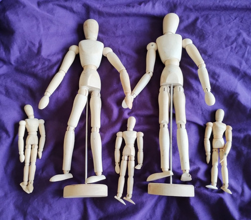Wooden artist s figure - ,