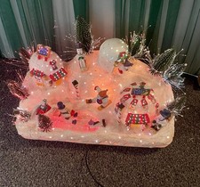 Vintage Christmas  Fibre Optic Color Changing Christmas Village Snowman Scene 