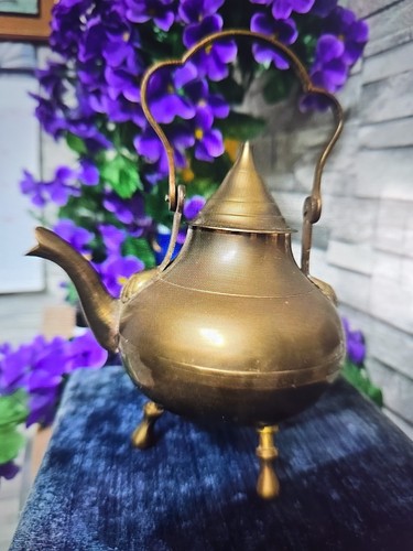 Vintage brass teapot - brass,
