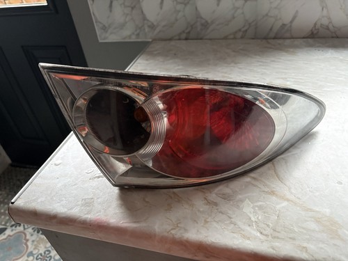 Outer rear tail light - light, assembly
