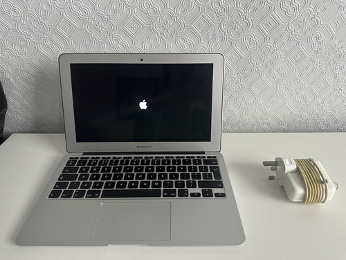 Apple macbook air 2015 - air, 11”