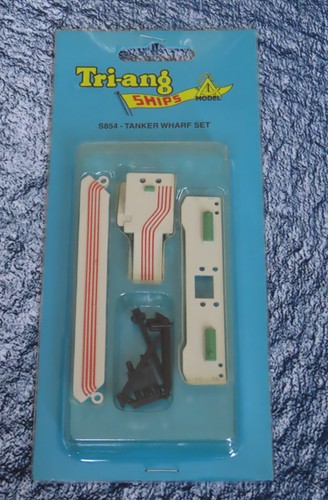 Tanker warf set s854 triang - by,
