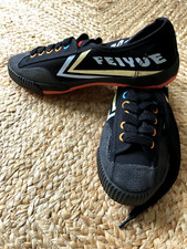 collectable, eye-catchng +