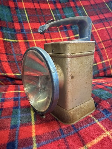 Ever ready hand held lantern - hand,