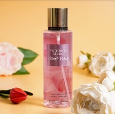 Victoria’s Secret Velvet Petals Body Mist 250ml – Floral & Sweet Fragrance