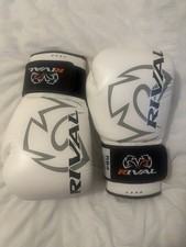 Rival Boxing Gloves White XL