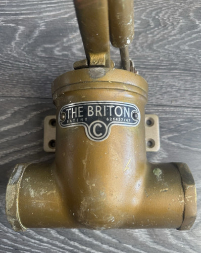 Vintage briton antiques - vintage,