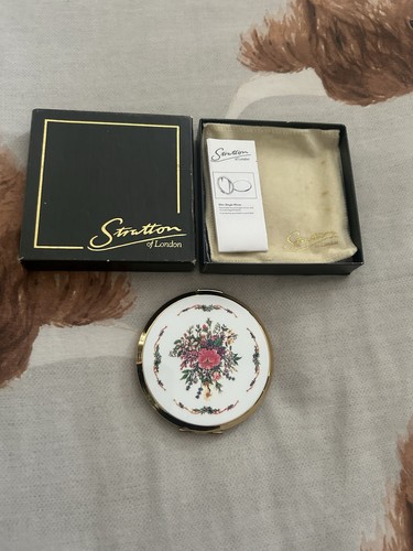 Stratton powder compact with - stratton,