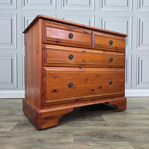 Vintage chest drawers - vintage, of