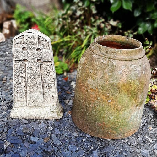 Celtic cross rhubarb forcer - cross,