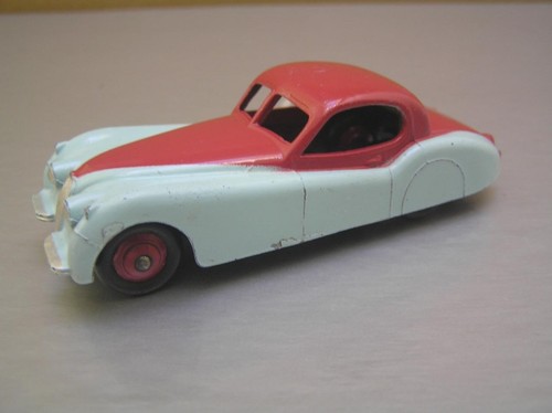 Dinky toys 157 jaguar - toys,