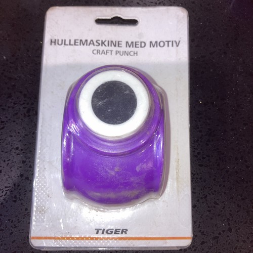 Tiger craft punch - /, circle