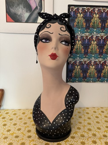 Hand painted mannequin head - hand,