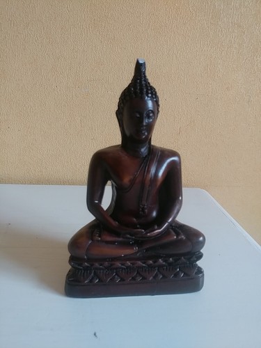 Brown sitting buddha ornament - brown,